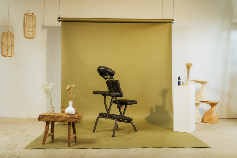Massage assis en entreprise - Animation Bien-être Maison Wellness